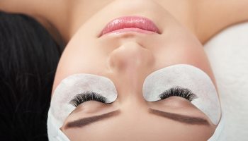 Extensions de cils : rester belle même en sortant de l’eau